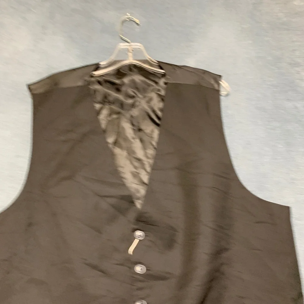Van Heusen Single Breasted Suit Satin Vest Mens 2XL Black Slim V Neck Sleeveless
